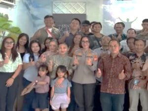 Polres Gunung Kidul Menggelar Minggu Kasih di GBI Miracle Service, Wonosari