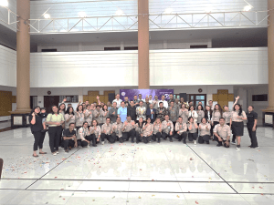Karyawan Sinode GBI Merayakan HUT GBI ke-55