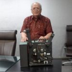 Penyerahan Proyektor ke Museum Pentakosta