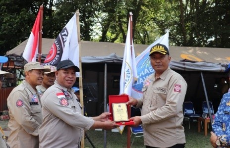 You are currently viewing Pelatihan Dasar Tagana Indonesia Unsur Rajawali di Toba, Sumatera Utara Dihadiri Bupati Setempat